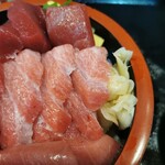 海の幸 翔 - 塩釜産大トロ。