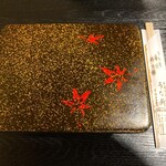 うな新 - 重箱と割り箸