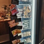 手包餃子 餃 - 商品の種類が増えていて嬉しい