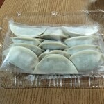 手包餃子 餃 - レンコン餃子　ニンニク入りの方を買いました
