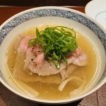 馳走 啐啄一十  - 【写真⑱】高森和牛(沼本カット) サーロイン、真昆布と4種(いりこ、鰹節、鯖節、あご節)節の出汁しゃぶ