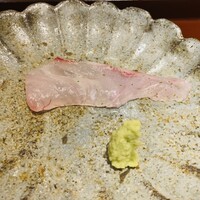 馳走 啐啄一十  - 【写真⑧】ゴマフエダイ(鹿児島県、山崎鮮魚店、6日寝かせ) 