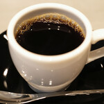 Global French Kitchen 雫 - ランチコース 2970円 のコーヒー