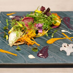 Global French Kitchen 雫 - ランチコース 2970円 の美女のサラダ