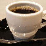 Global French Kitchen 雫 - ランチコース 2970円 のコーヒー