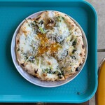 真鶴ピザ食堂 KENNY - しらすと玉子と青海苔（S・680円）