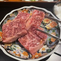 赤身焼肉 かるびあーの 新橋店 - かいのみ