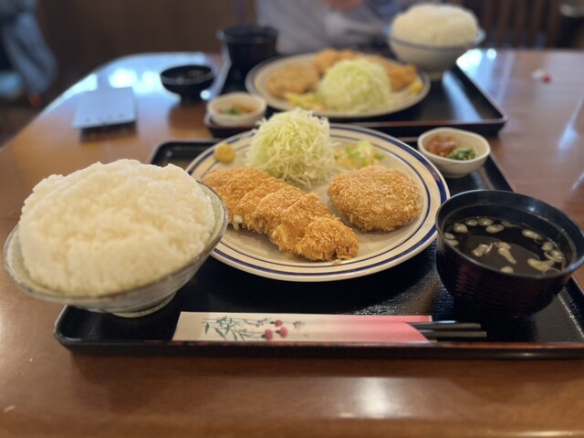 レストラン　かつみ>