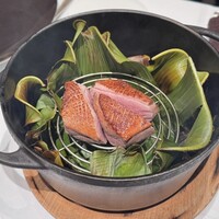 unito - ◉鴨胸肉のロースト・バナナの葉の香り