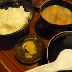 ゆうなんぎい - お味噌汁のような「いなむるち」。　これまた沖縄料理。