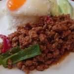 Asian Dining & Bar SAPANA - ガパオライス アップ