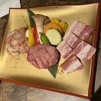 個室焼肉 さんびょうし 別邸 - 