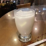 アシルワード - 先にドリンクが来ました