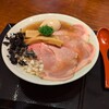 中華そば よしかわ 三井アウトレットパーク入間店 