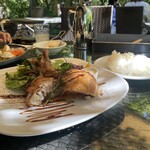 カフェ＆ガーデン しらさぎ邸 - 鶏のコンフィ