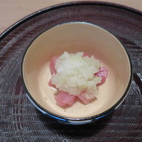 青草窠 - 先付　氷見寒鰤のコロ　鬼おろし　酢橘醤油