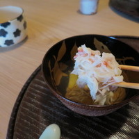 青草窠 - 椀物　松葉蟹の団子　柚子乗せ