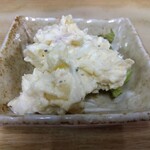 とん八 - ポテトサラダ(ハーフ) 280円(税込)(2024年10月3日撮影)