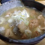 とん八 - もつ煮込み 380円(税込)(2024年10月3日撮影)