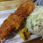 とん八 - 串カツ(１本) 330円(税込)(2024年9月11日撮影)