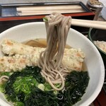 阪神そば - この麺は好みが分かれそう