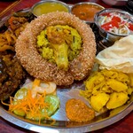 プルジャ ダイニング - 