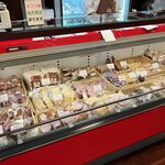 腸詰屋 - '24/10/05 手前