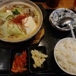 もつ焼き煮込み鶴田 - 