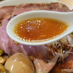 燃えよ麺助 - スープ