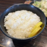 びっくり亭 - 中ご飯です。