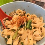 圧延 ジャパン ミー - ◾️麻辣板麺(マーラーパンミーSサイズ)¥650
　※Sサイズは普通でLサイズは大盛り
　※あっさり熱々スープ付
　※追い飯付