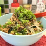 圧延 ジャパン ミー - ◾️麻辣板麺(マーラーパンミーSサイズ)¥650
　※Sサイズは普通でLサイズは大盛り
　※あっさり熱々スープ付
　※追い飯付
