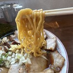 柏 濃麺や 39名 - 麺リフトアップ