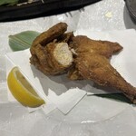 えびす鯛 - 半羽揚げ。980円。