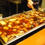 よかろ - おでんは種類が豊富です(b'3`*)