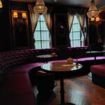 BITTERS END CLUB - 内装（ちょうど人がいないとき）