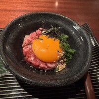 よろにく - ユッケ
