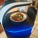 ジョナサン 茅ヶ崎高田店 - ベラボットで運ばれてきました