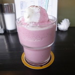 26730716 - イチゴ練乳シェイク