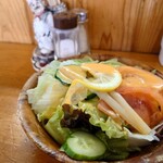 Saint Germain - Set Salad – Crisp and Delicious