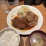 洋食屋マック - ハンバーグ＆生姜焼きセット