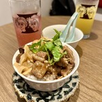 小皿中華酒場う～みん - 