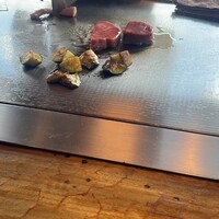 ニュー松坂 梅田32番街店 - 