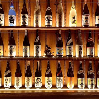 豊富すぎるドリンクメニュー◎定番から通好みのものまで取り揃え