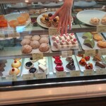 フランス菓子 パティシエ ショコラティエ イナムラショウゾウ - 