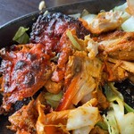 カトマンズキッチン - タンドリーチキン　切り刻み野菜と混ぜました