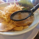 ラーショマルミャー - ライトな豚骨醤油スープ