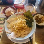 ラーショマルミャー - ネギチャーシューメン1150円 ニャンコ飯250円