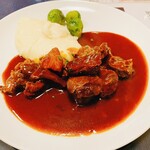 ブラッスリー それいゆ - 鹿の赤ワイン煮