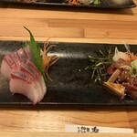 うみからそらへ - カボスブリづくし定食　左：カボスブリ刺、右：ゴマカボスブリ　１７００円
